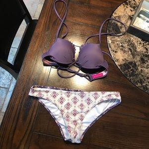 Victoria’s Secret Bikini Set